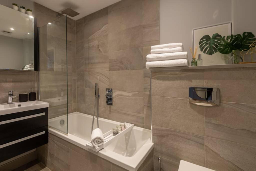 Roseland Apartment 1 Arundel Ngoại thất bức ảnh